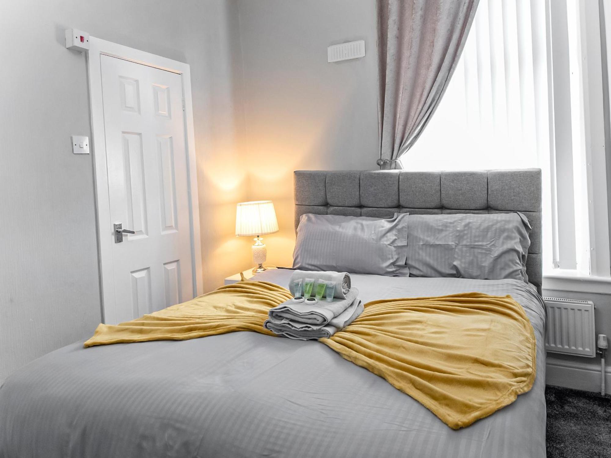 Six-Bedroom Holiday Home
